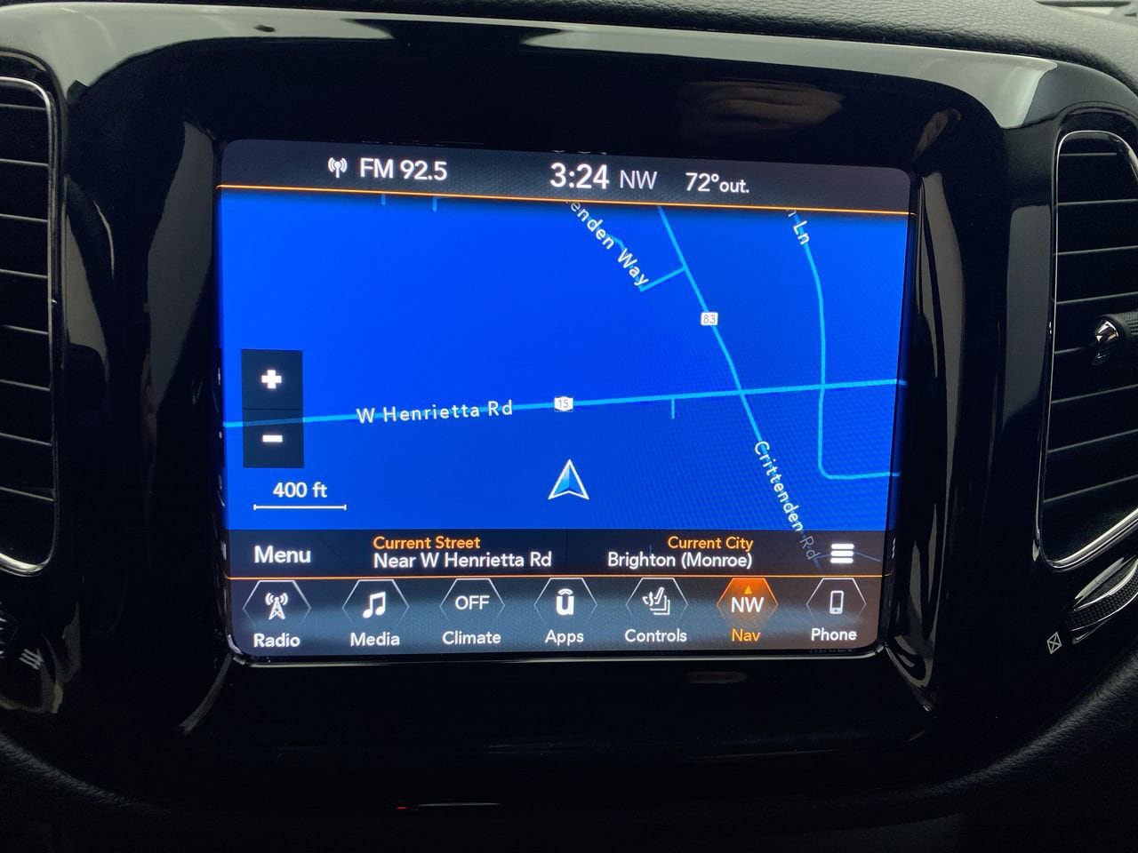 Used 2018 Jeep Compass Limited w/ Navigation Group AWD/4WD image 19