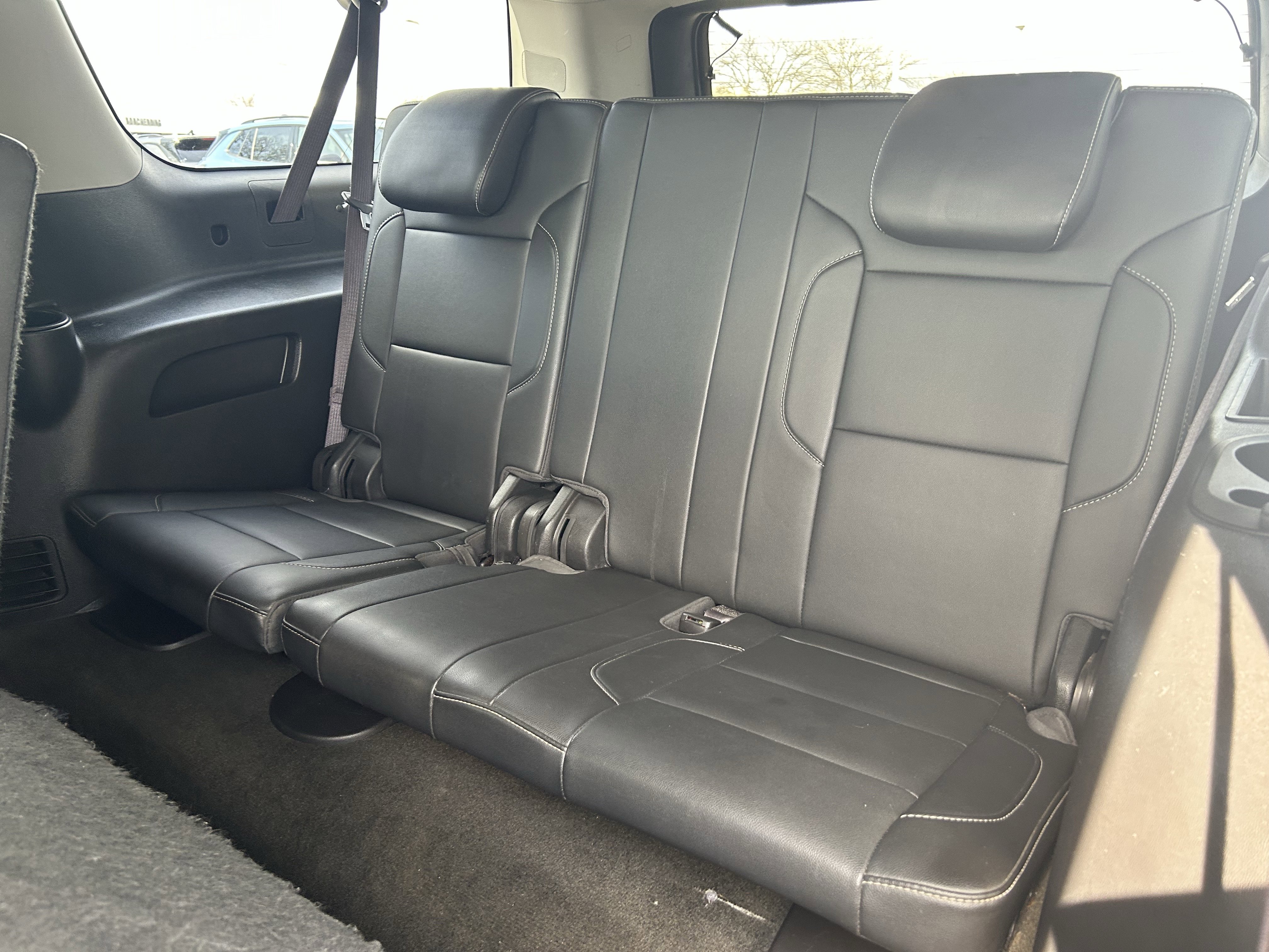 Used 2017 Chevrolet Suburban LT image 24