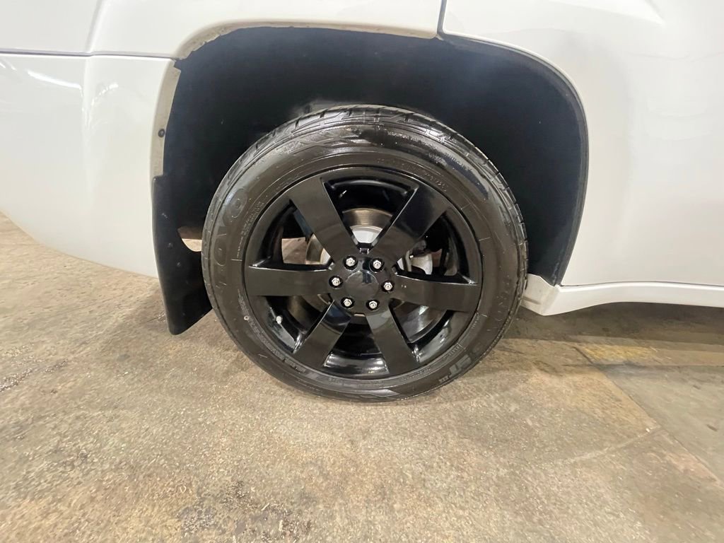 Used 2008 Chevrolet TrailBlazer SS w/ Sun And Sound Package image 38