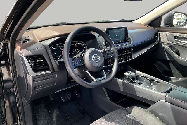 Certified 2021 Nissan Rogue SV FWD image 17