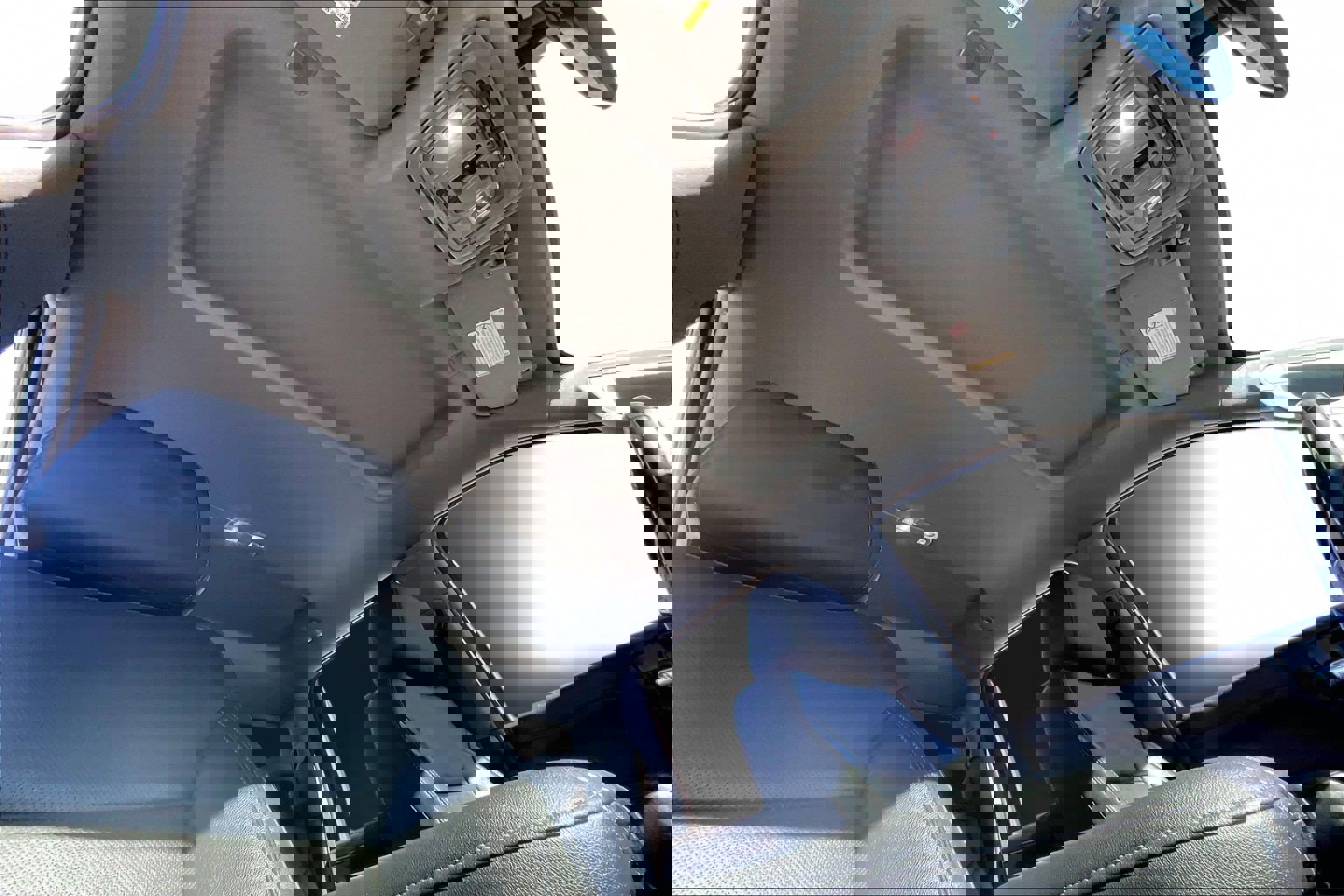 Used 2020 Chevrolet Silverado 2500 LTZ w/ LTZ Plus Package image 17