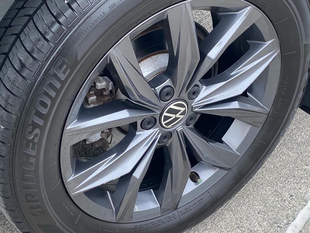 Certified 2023 Volkswagen Tiguan SE image 20