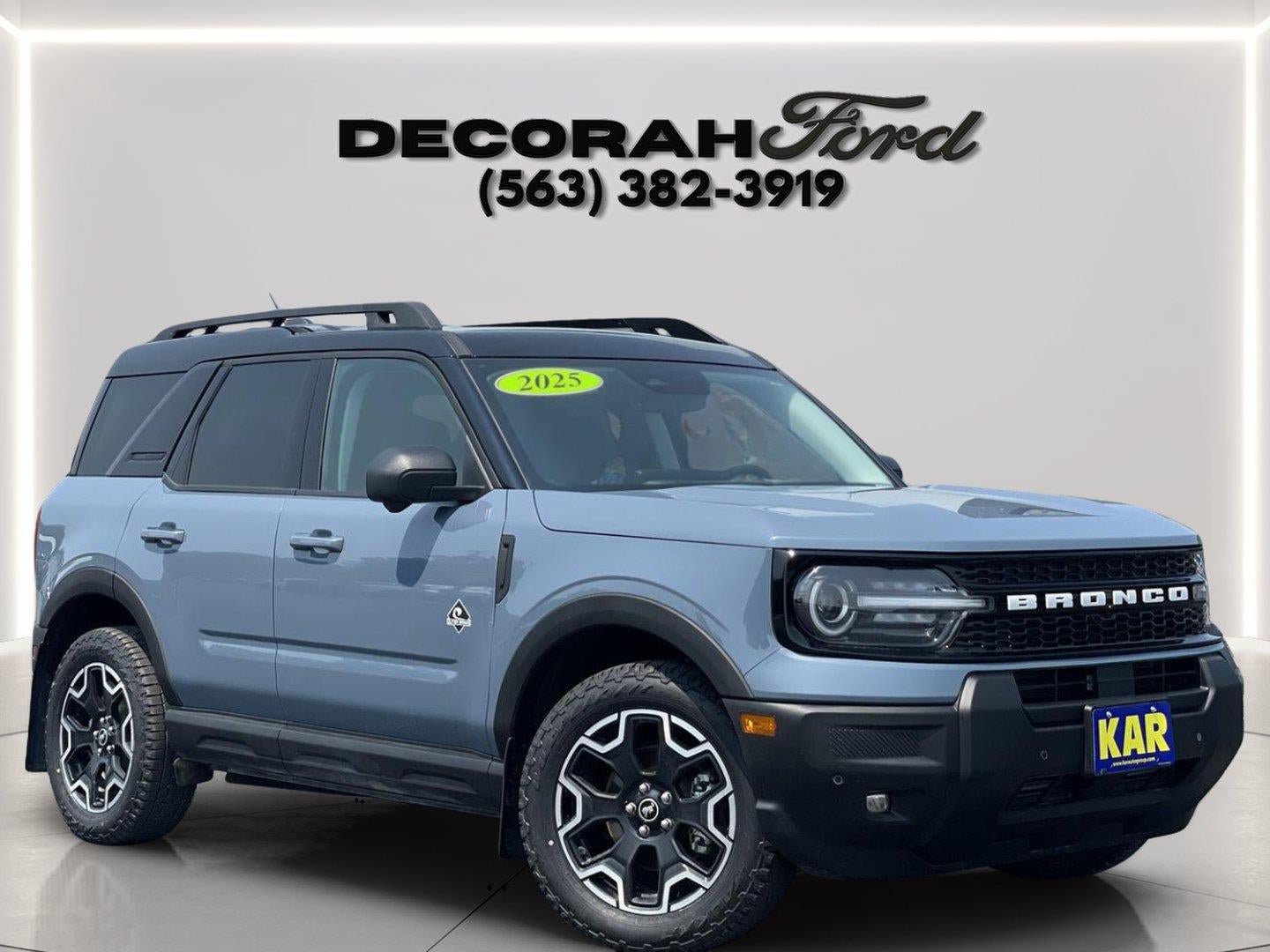 Certified 2025 Ford Bronco Sport Outer Banks w/ Outer Banks Tech Package+ AWD/4WD image 9