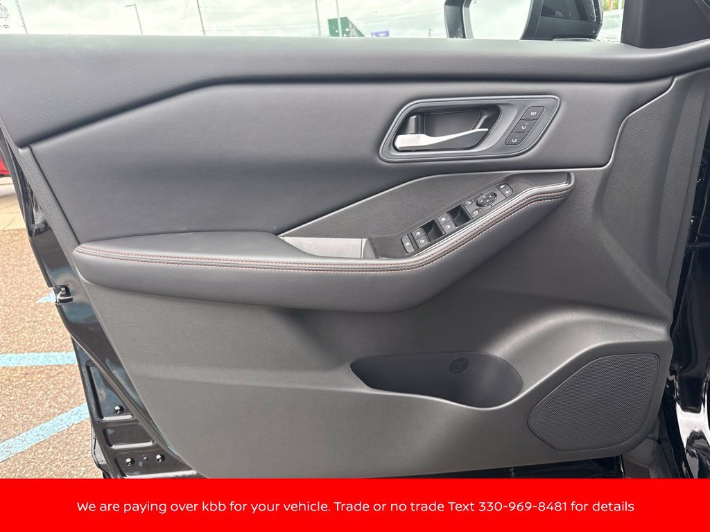 New 2027 Nissan Rogue SV w/ Rock Creek Premium Package AWD/4WD image 11