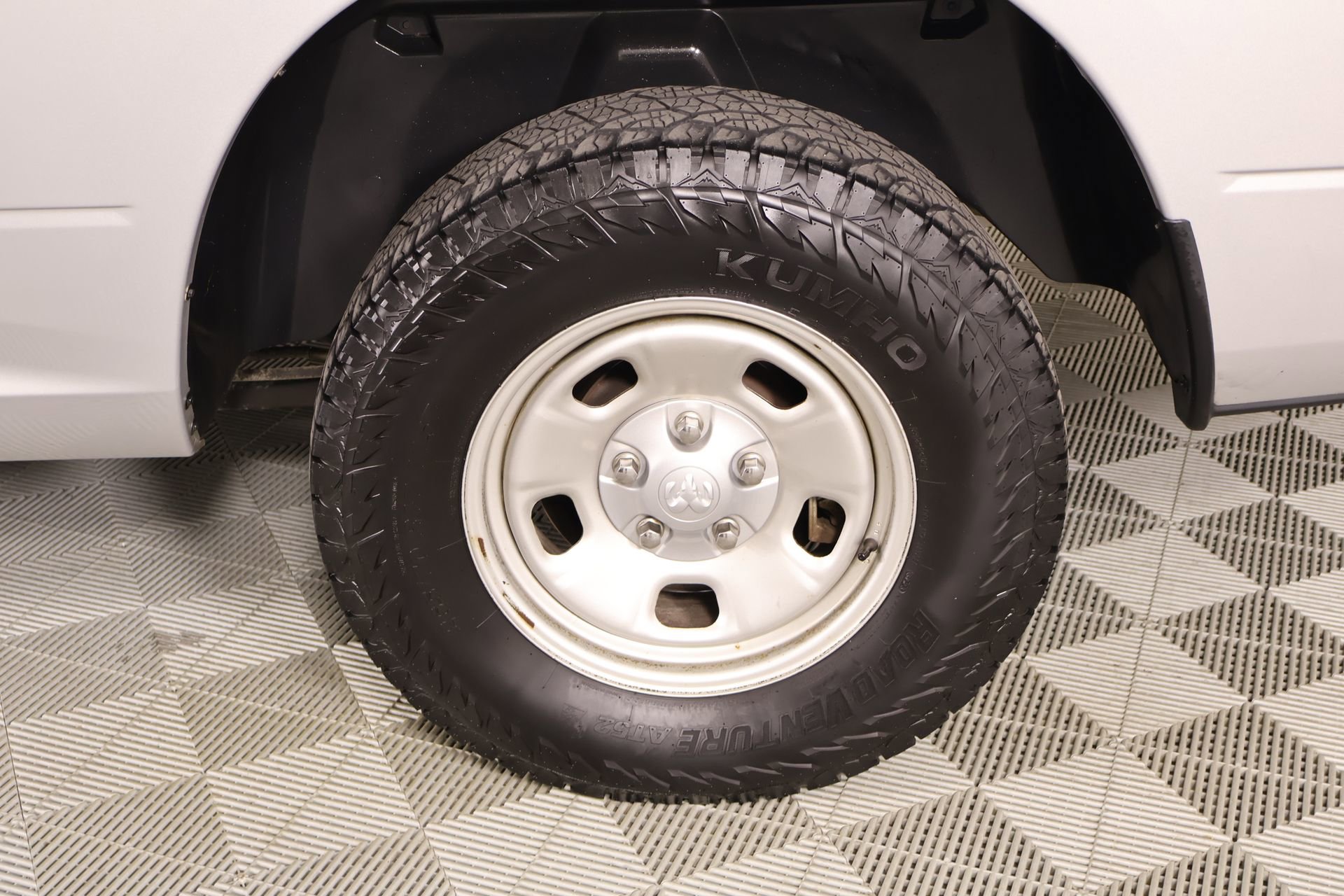 Used 2018 RAM 1500 Tradesman w/ Popular Equipment Group RWD image 17