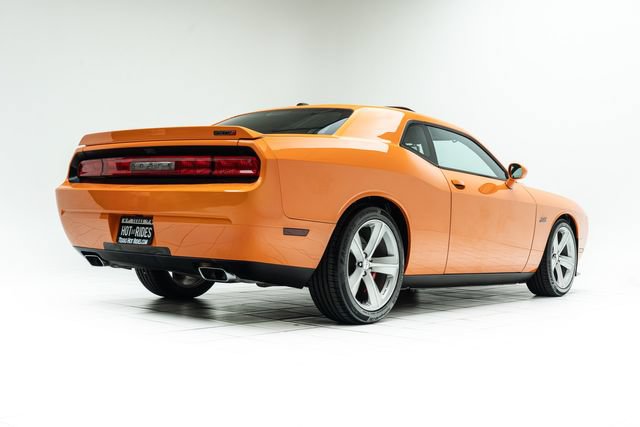 Used 2012 Dodge Challenger SRT8 RWD image 12