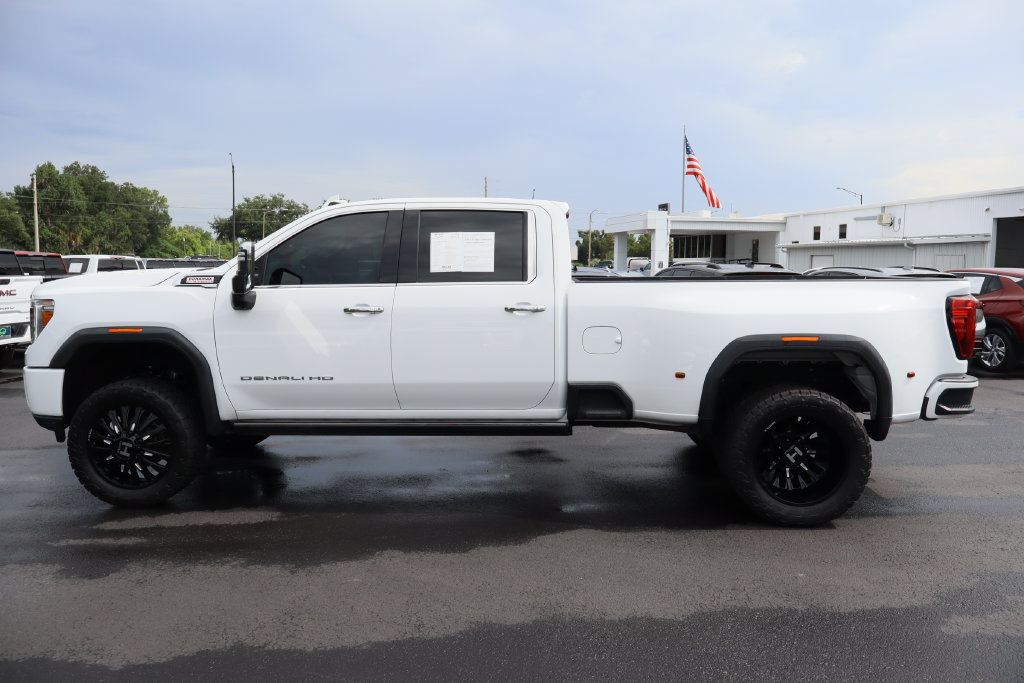 Used 2022 GMC Sierra 3500 Denali AWD/4WD image 6