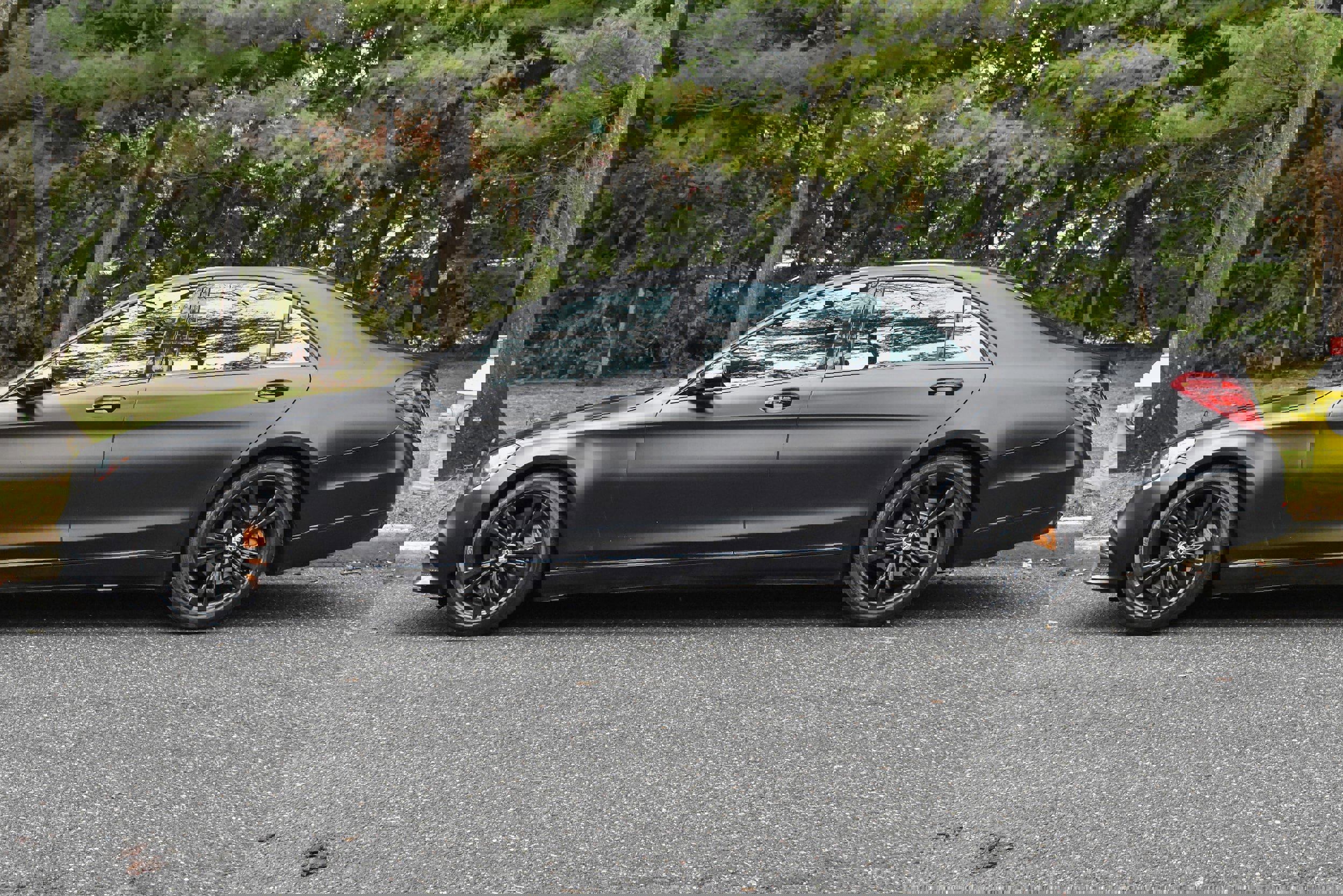 Used 2020 Mercedes-Benz S 450 4MATIC Sedan image 4