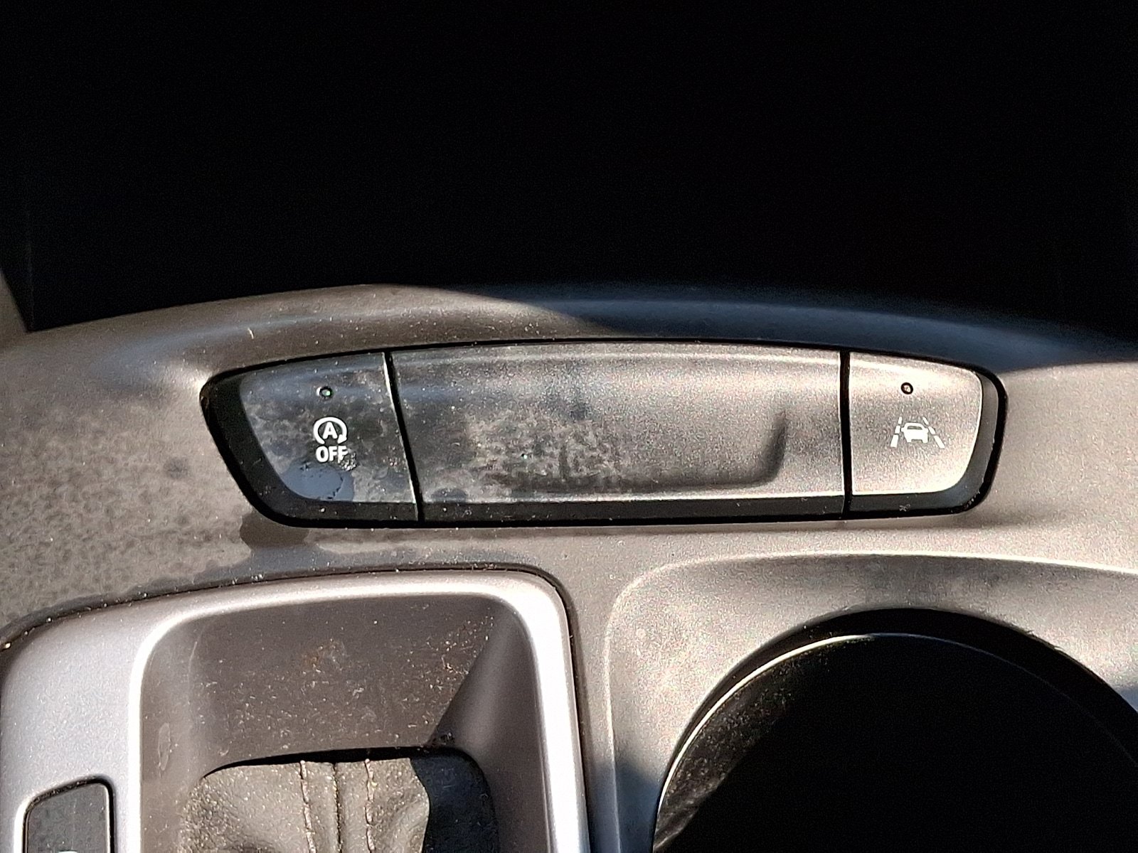 Used 2024 Chevrolet Trax LS w/ LS Convenience Package FWD image 27