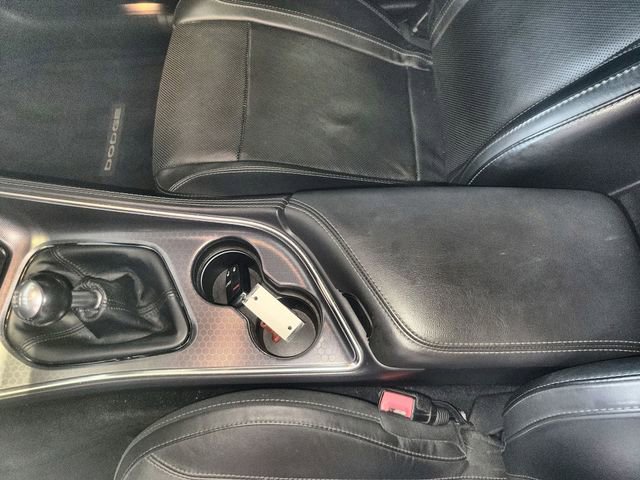 Used 2015 Dodge Challenger R/T Plus image 21