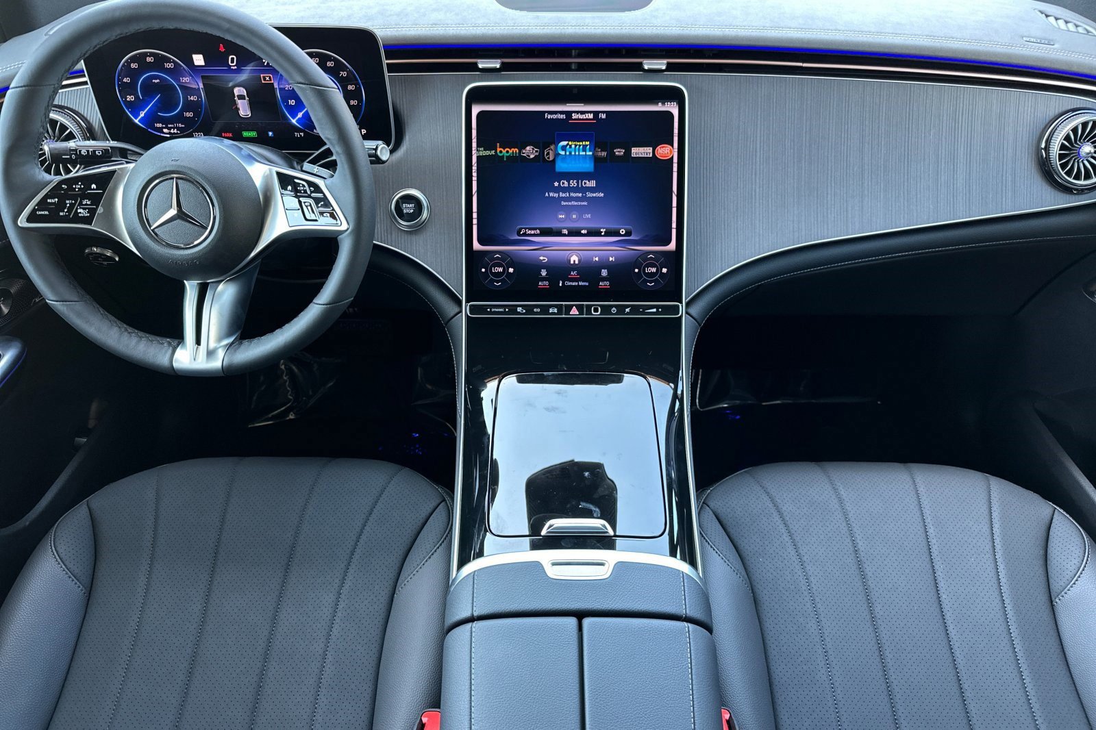 New 2025 Mercedes-Benz EQE 350+ 4MATIC SUV image 18