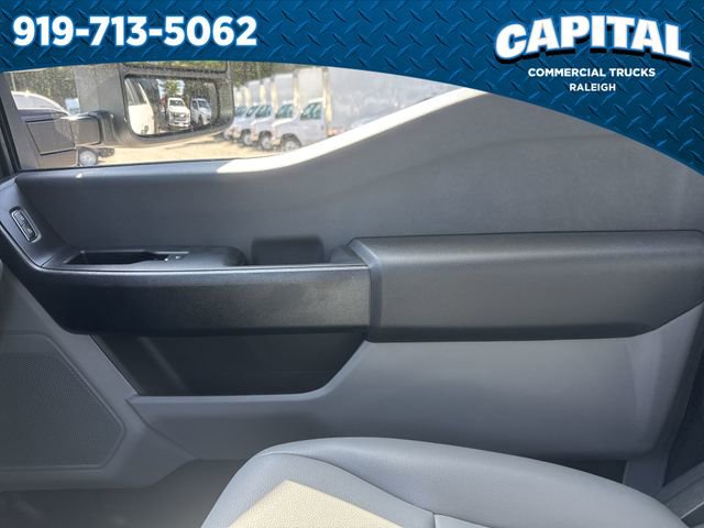 New 2025 Ford F550 4x4 Crew Cab image 29