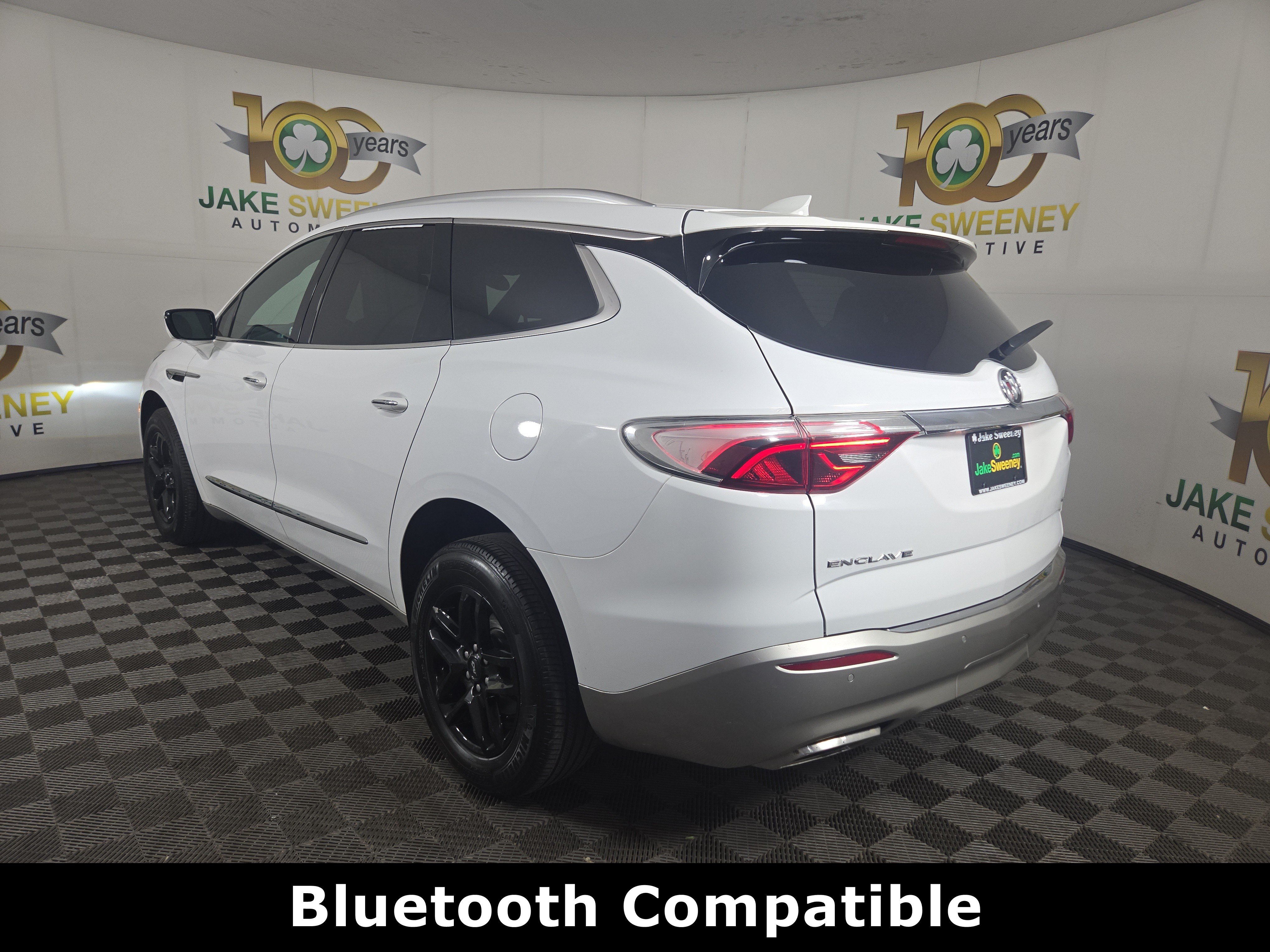 Used 2023 Buick Enclave Essence w/ Experience Buick Package AWD/4WD image 6
