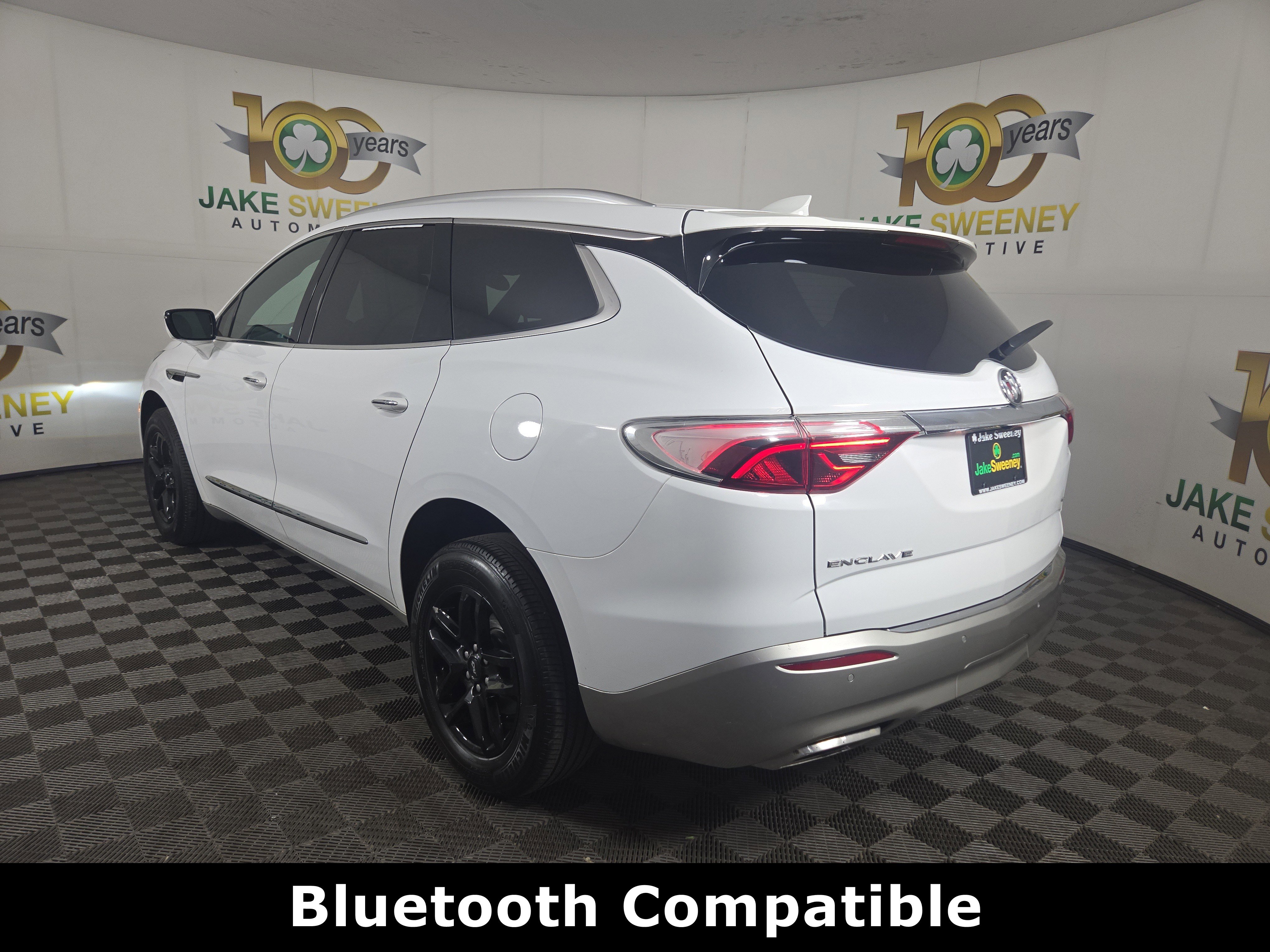 Used 2023 Buick Enclave Essence w/ Experience Buick Package image 6