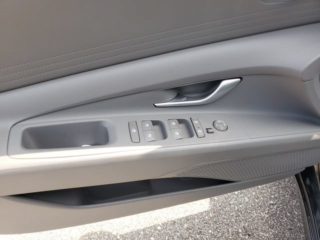 Used 2023 Hyundai Elantra SEL FWD image 19