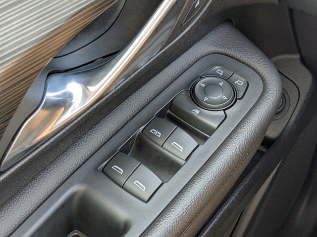 Used 2022 GMC Terrain SLE w/ Driver Convenience Package image 21