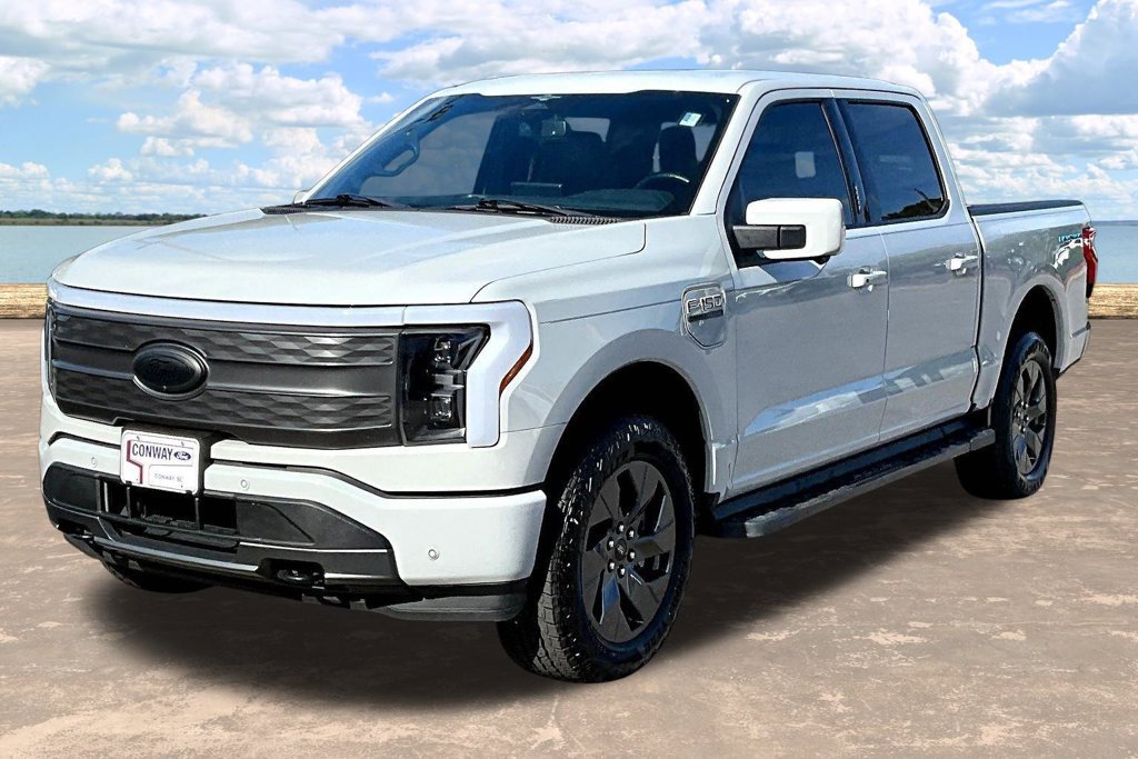 Certified 2023 Ford F150 Lightning Lariat AWD/4WD image 4