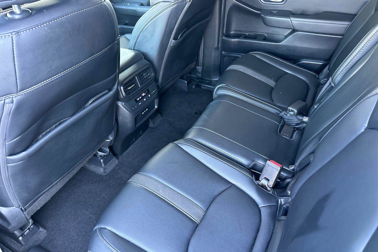 Certified 2025 Honda Pilot EX-L image 11