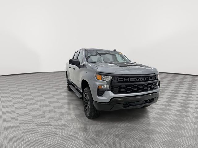 Certified 2025 Chevrolet Silverado 1500 Custom Trail Boss w/ Dark Appearance Package image 2
