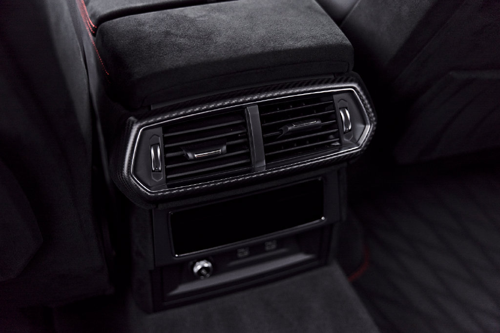 Used 2023 Lamborghini Urus Performante AWD/4WD image 63