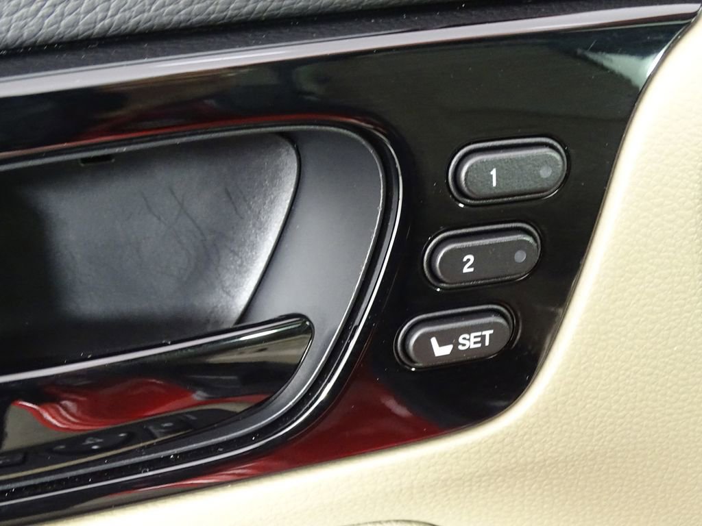 Used 2024 Honda Odyssey Touring image 19