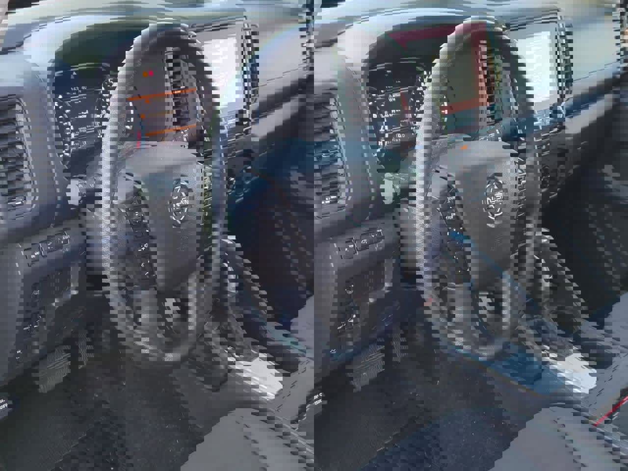 Used 2022 Nissan Frontier S w/ Technology Package image 2