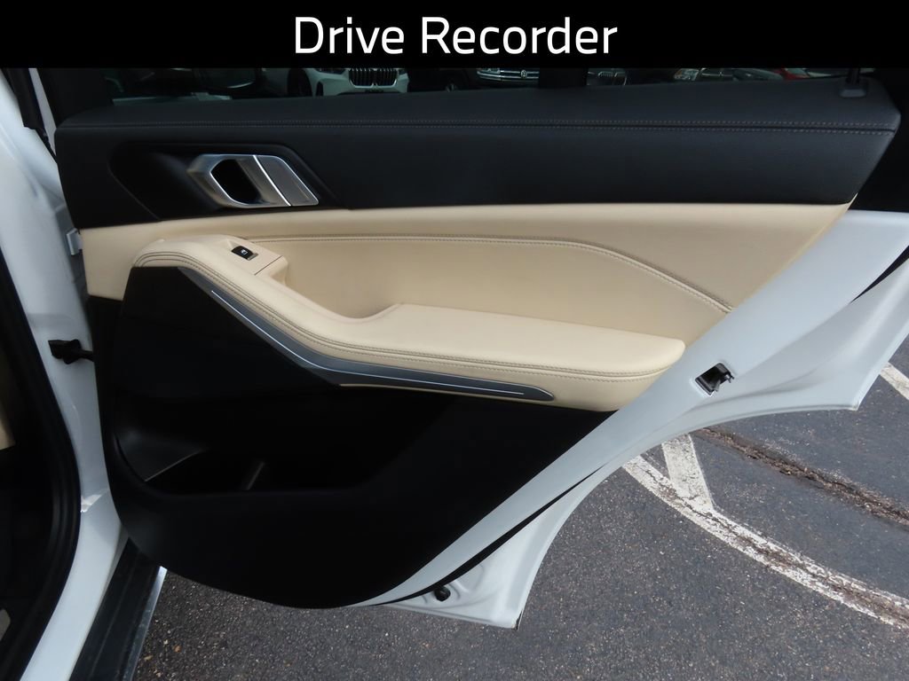 Used 2022 BMW X5 xDrive40i w/ Premium Package image 13