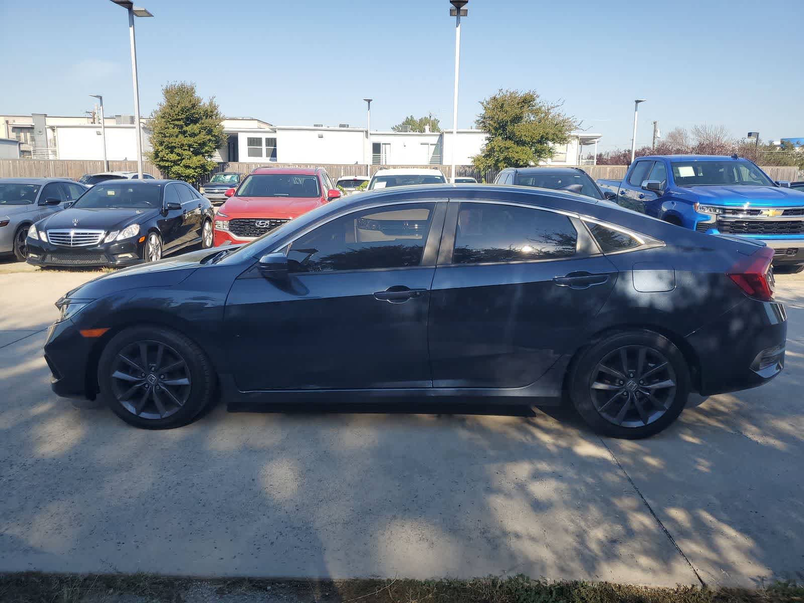 Used 2021 Honda Civic EX image 3