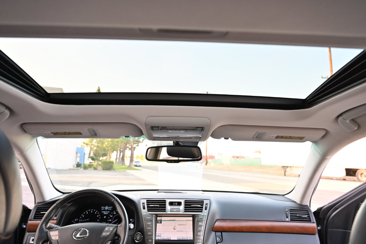 Used 2011 Lexus LS 460 w/ Sport Pkg RWD image 28