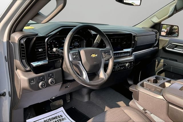 Certified 2024 Chevrolet Silverado 1500 LT AWD/4WD image 14