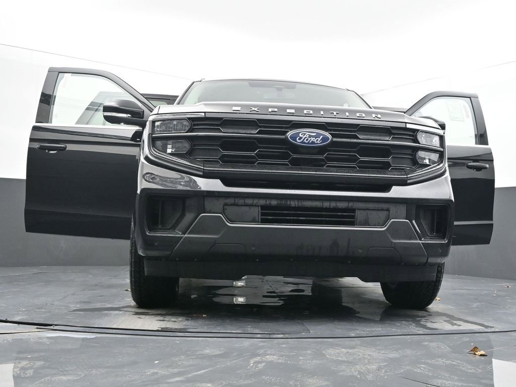 New 2026 Ford Expedition Active image 66