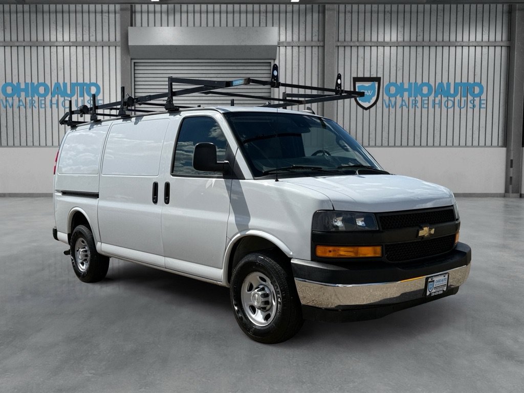 Used 2021 Chevrolet Express 2500 w/ Driver Convenience Package RWD image 3