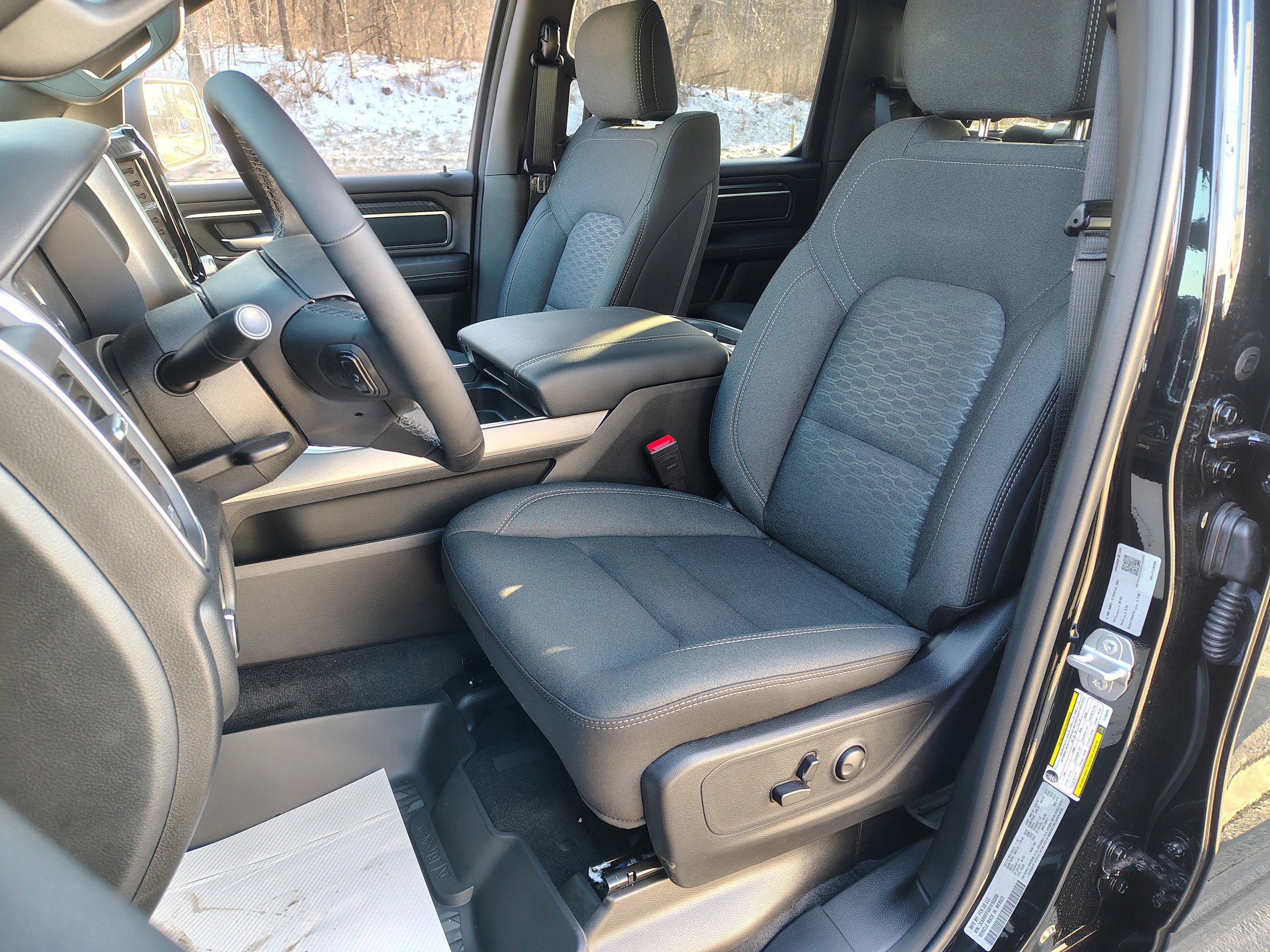 New 2026 RAM 1500 Big Horn AWD/4WD image 13
