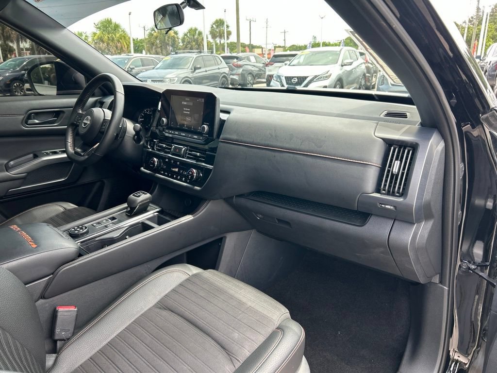 Certified 2025 Nissan Pathfinder Rock Creek AWD/4WD image 42