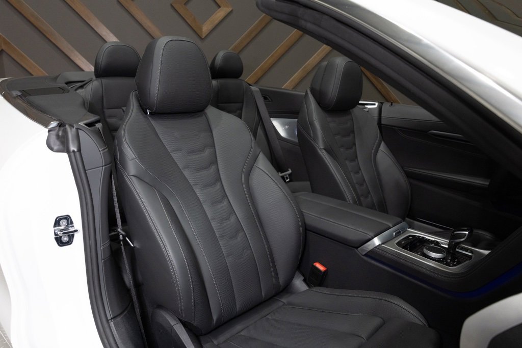 Used 2024 BMW M850i xDrive Convertible image 6