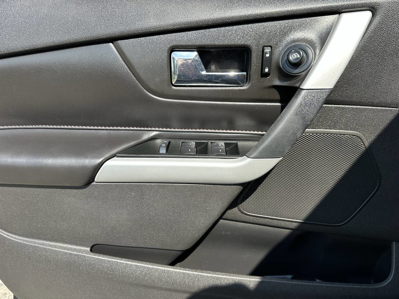 Used 2013 Ford Edge SEL image 10