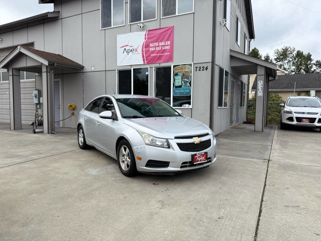 Used 2013 Chevrolet Cruze LT image 2