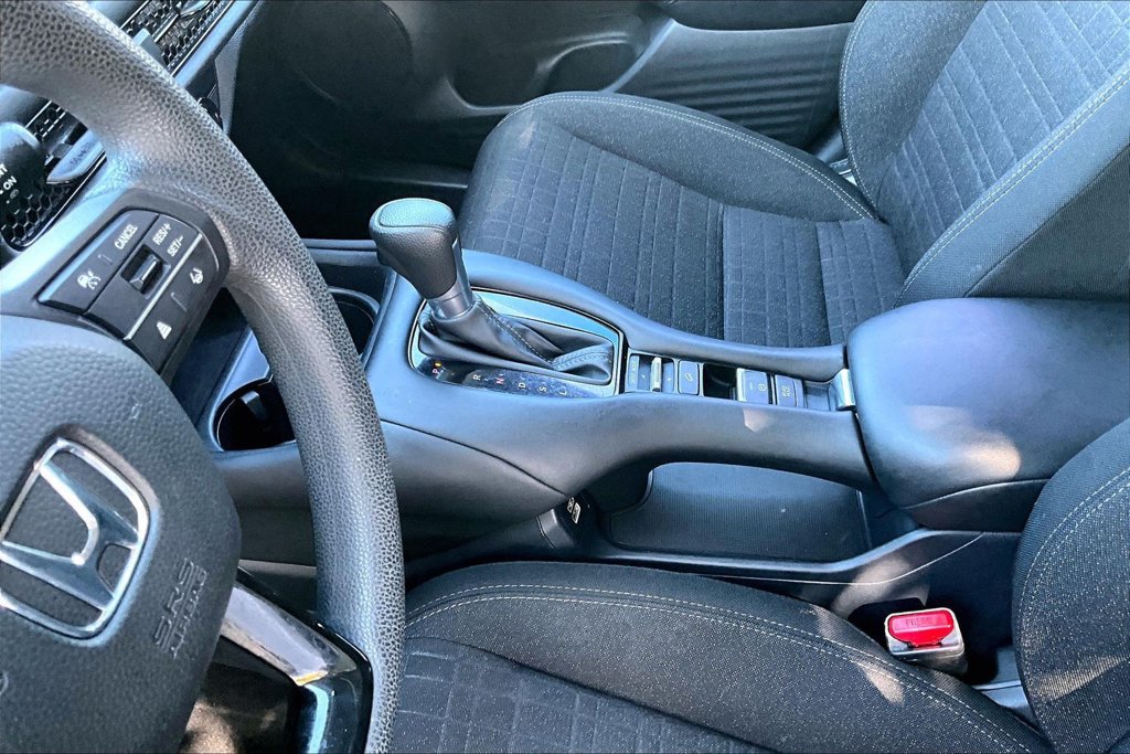 Used 2023 Honda HR-V LX image 15