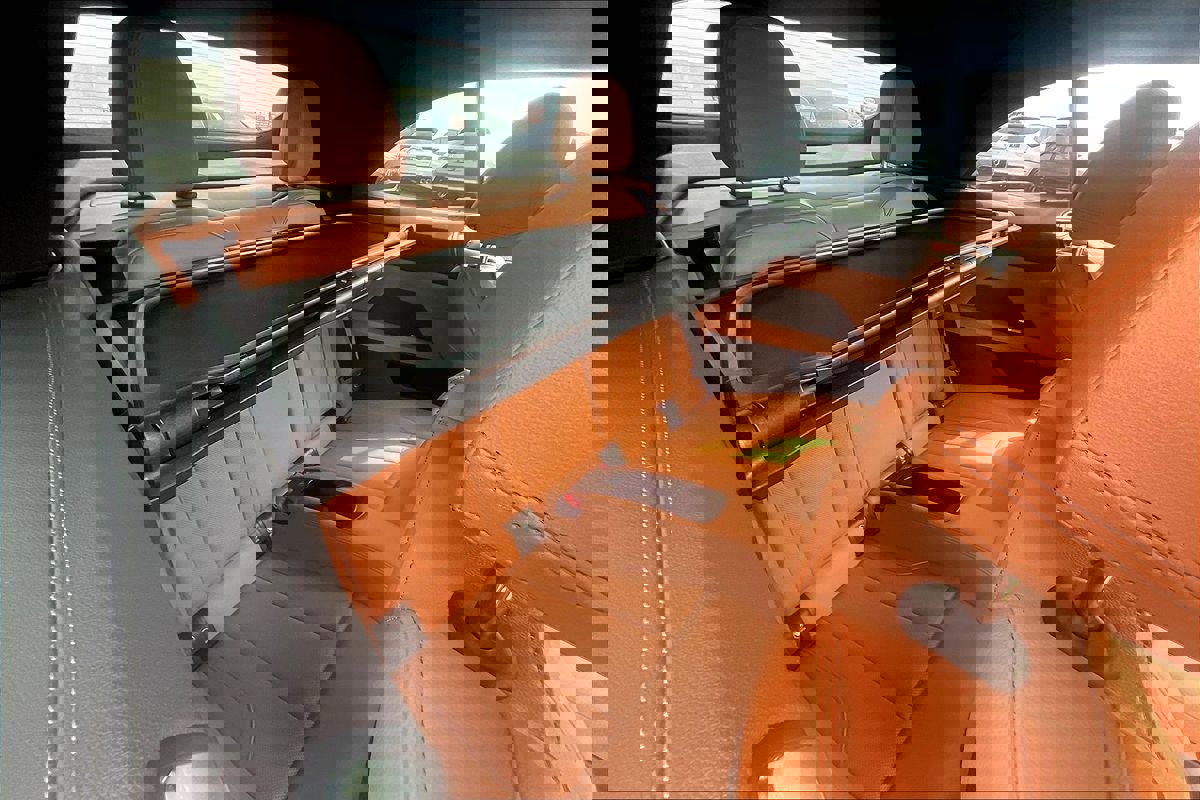 Used 2023 BMW 430i Convertible w/ M Sport Package image 25