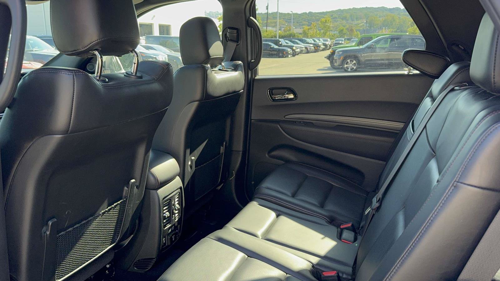 Used 2023 Dodge Durango GT AWD/4WD image 17