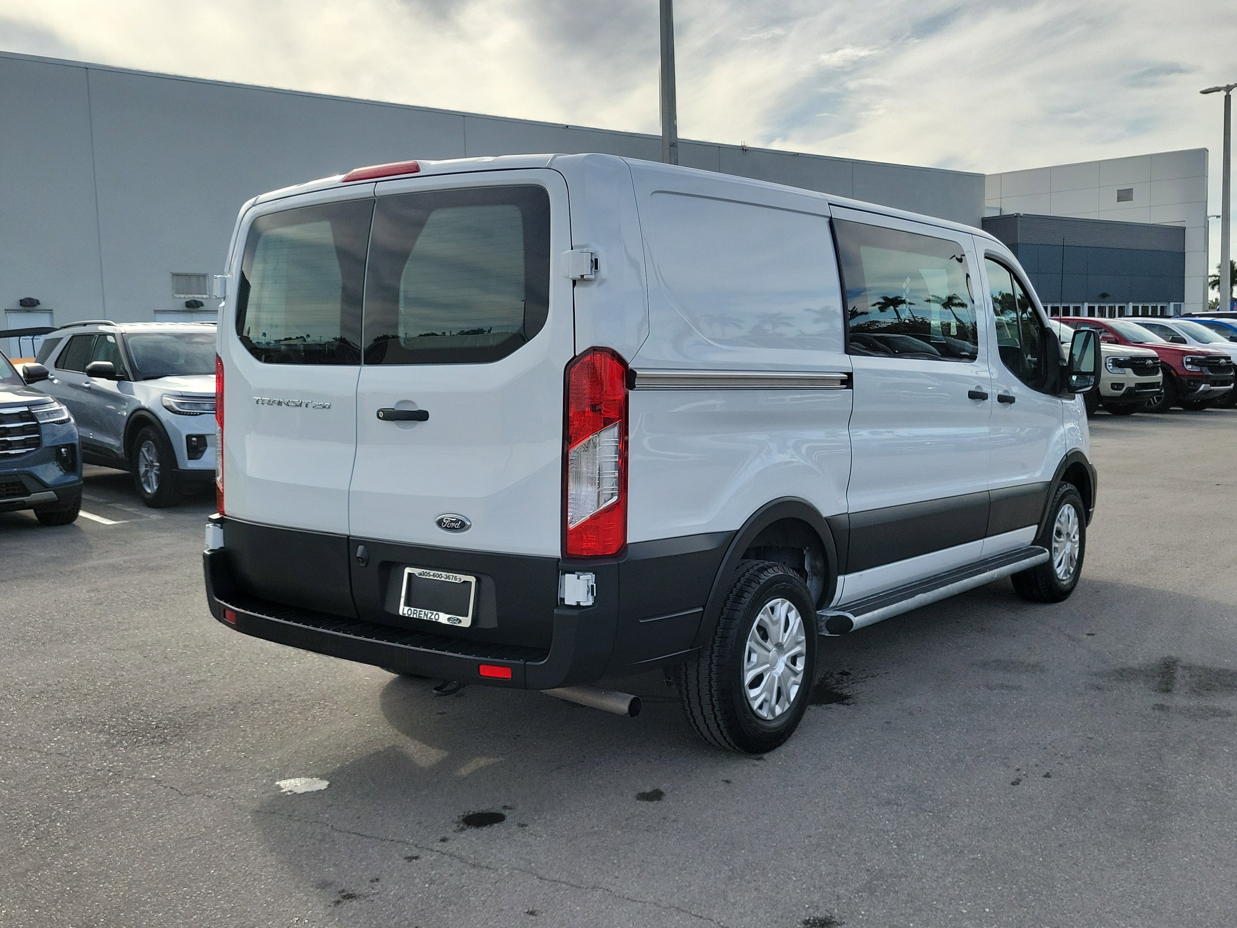 Used 2024 Ford Transit 250 Low Roof w/ Exterior Upgrade Package image 4