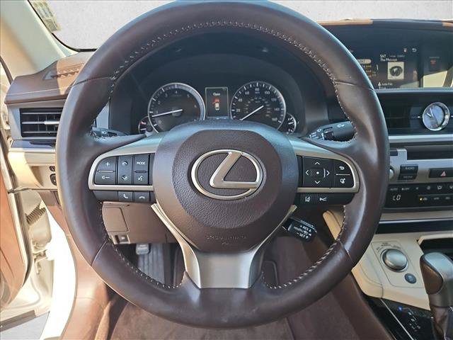 Used 2017 Lexus ES 350 w/ Accessory Package 2 FWD image 12