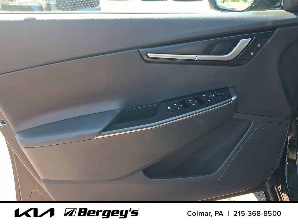 Certified 2025 Kia EV6 Wind AWD/4WD image 15