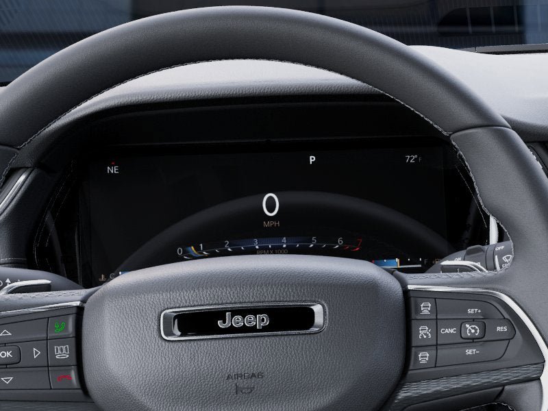 New 2025 Jeep Grand Cherokee Altitude w/ MOPAR Finishing Package AWD/4WD image 37