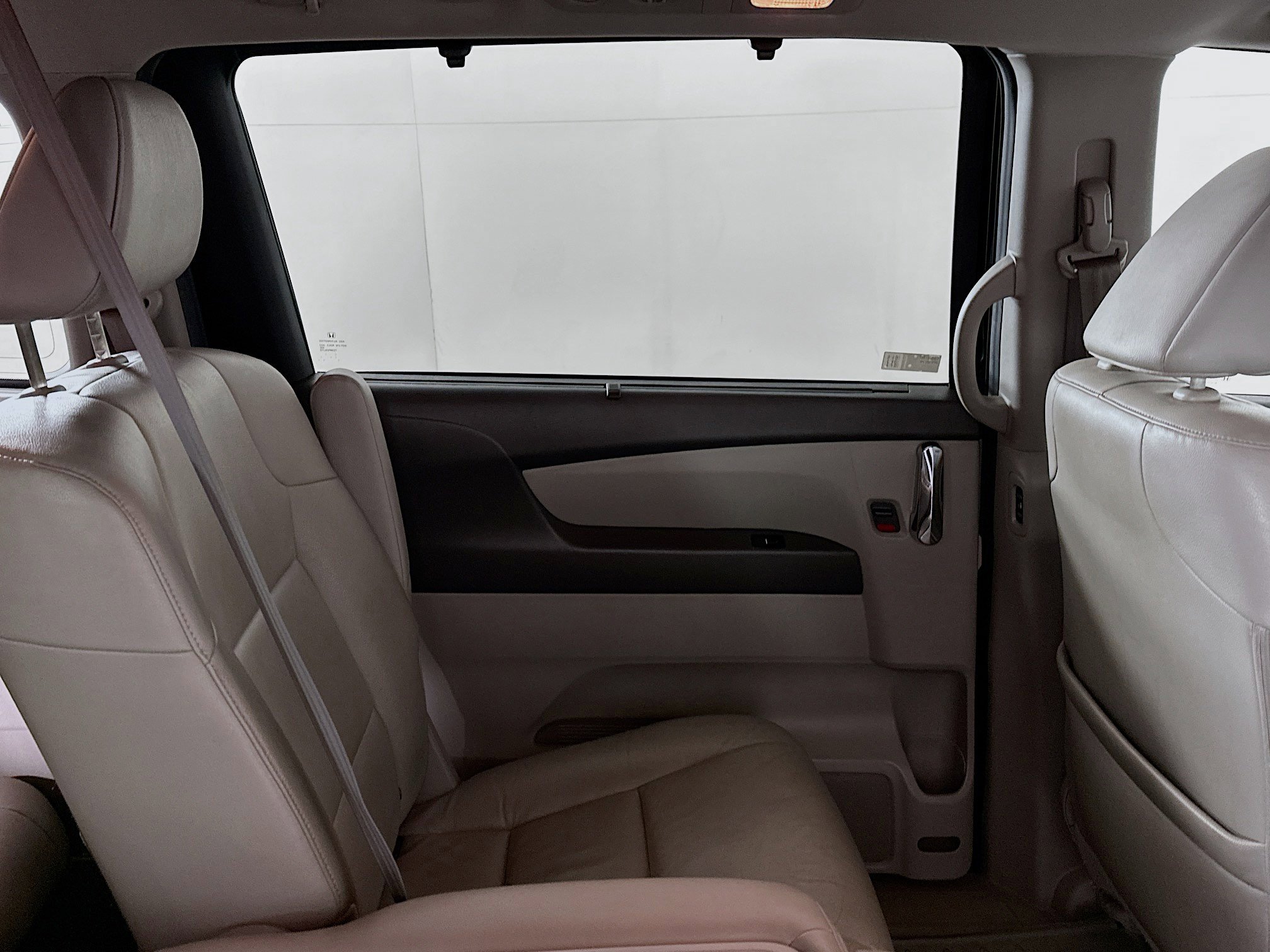 Used 2016 Honda Odyssey Touring Elite image 26