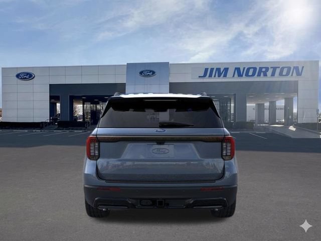 New 2026 Ford Explorer ST-Line w/ ST-Line Street Pack RWD image 4