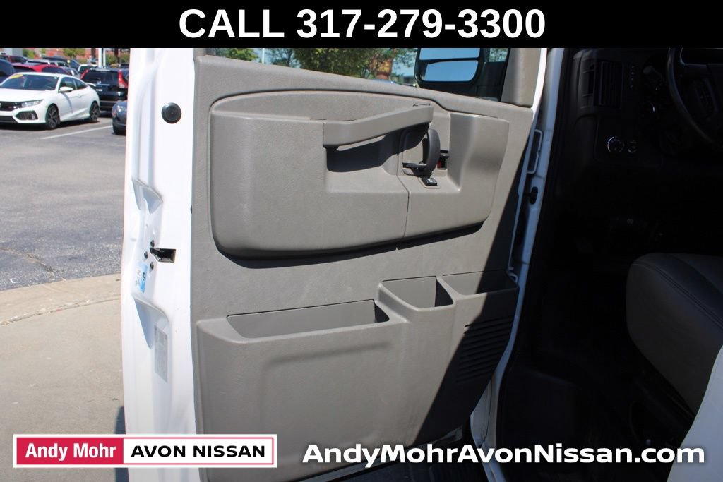 Used 2021 Chevrolet Express 2500 LS w/ Driver Convenience Package RWD image 15