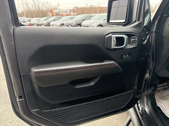 Used 2021 Jeep Wrangler Unlimited Rubicon w/ Cold Weather Group image 15