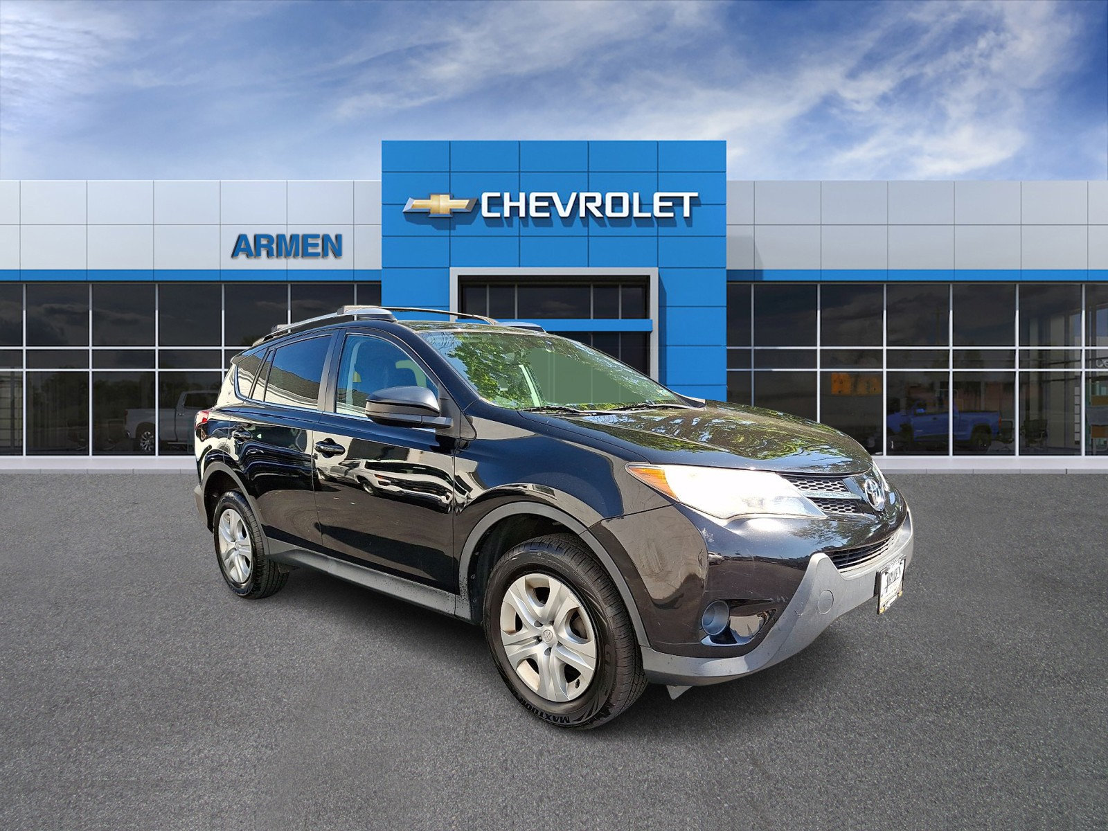 Used 2014 Toyota RAV4 LE FWD image 4