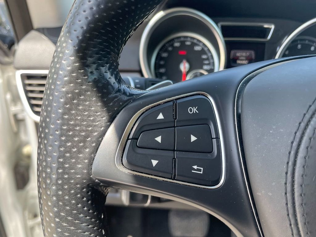 Used 2017 Mercedes-Benz GLS 450 4MATIC image 16